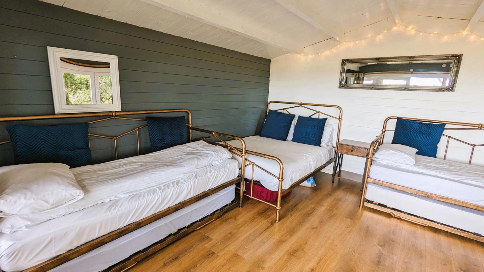 Wheal Tor Hotel & Glamping Лискерд Экстерьер фото