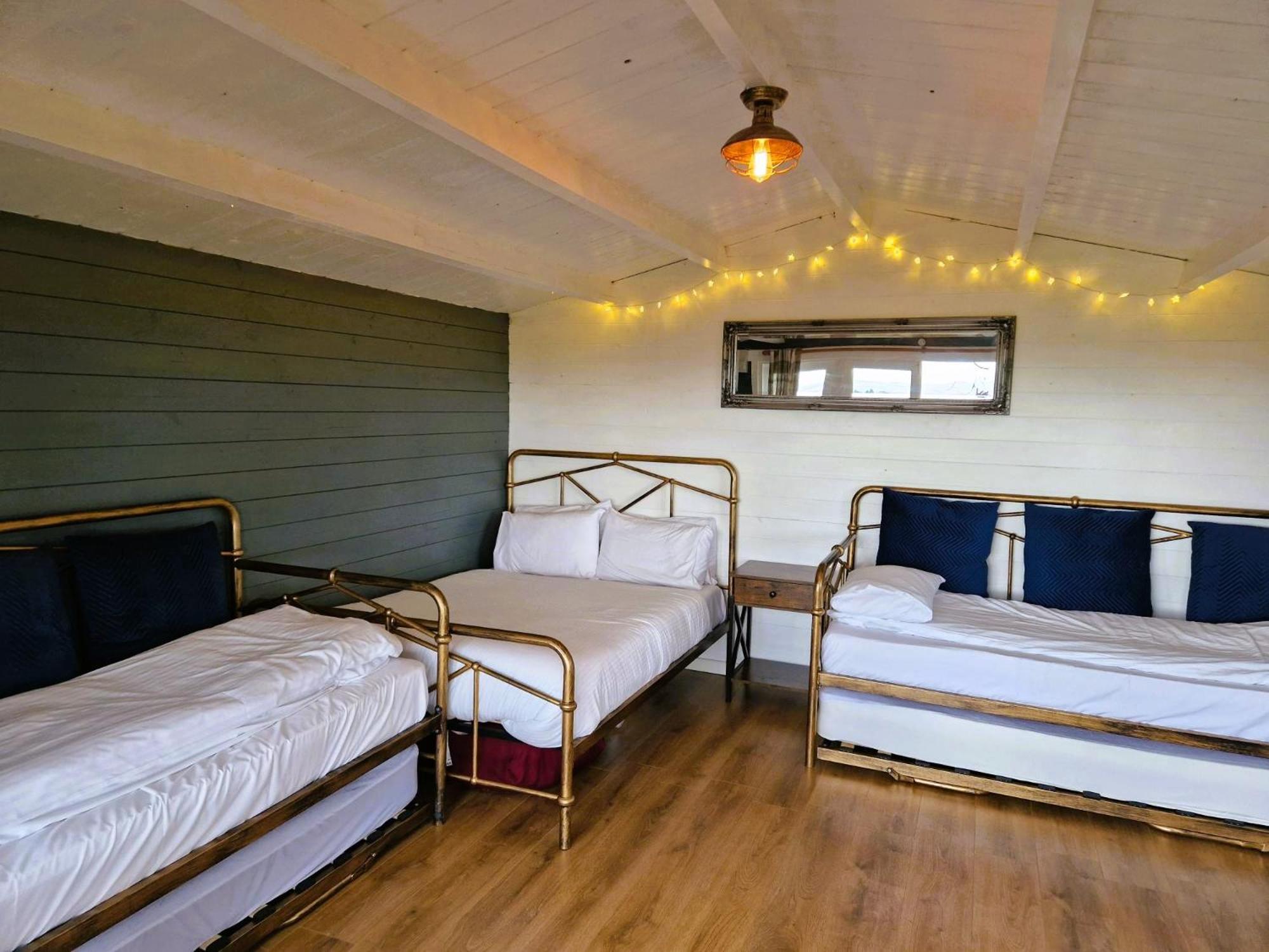 Wheal Tor Hotel & Glamping Лискерд Экстерьер фото